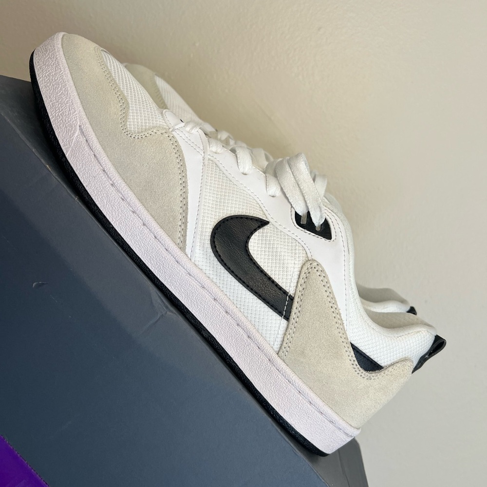 Nike SB alley oops